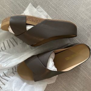 Women’s sandals